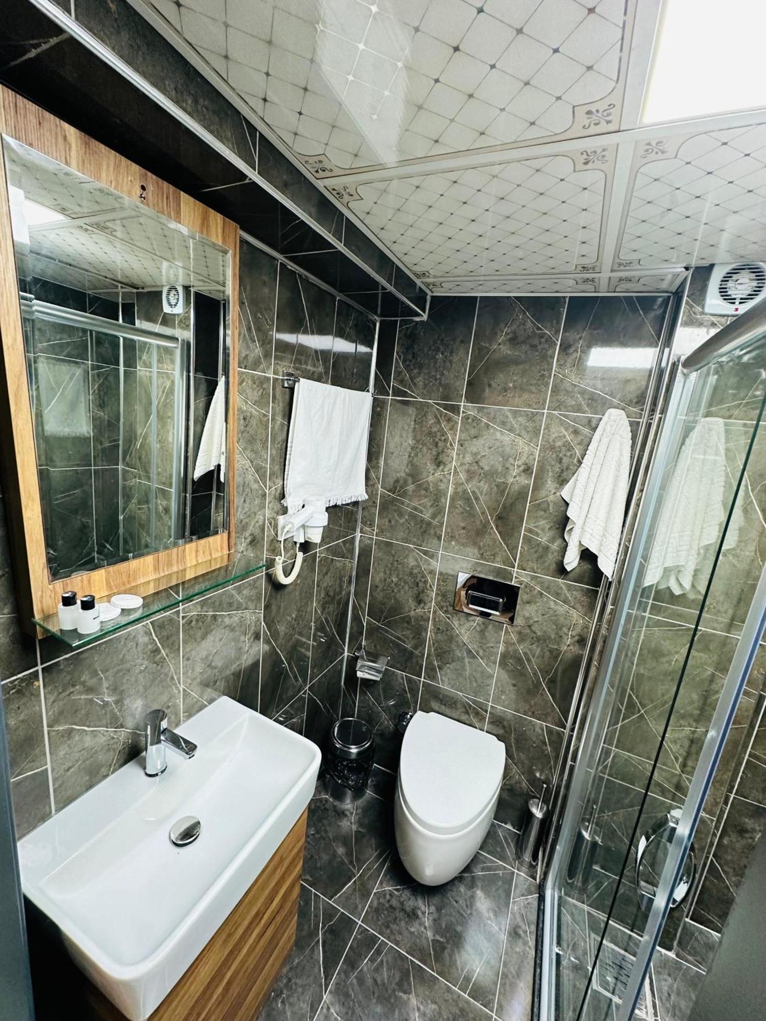 Taksim La Serena Hotels اسطنبول المظهر الخارجي الصورة
