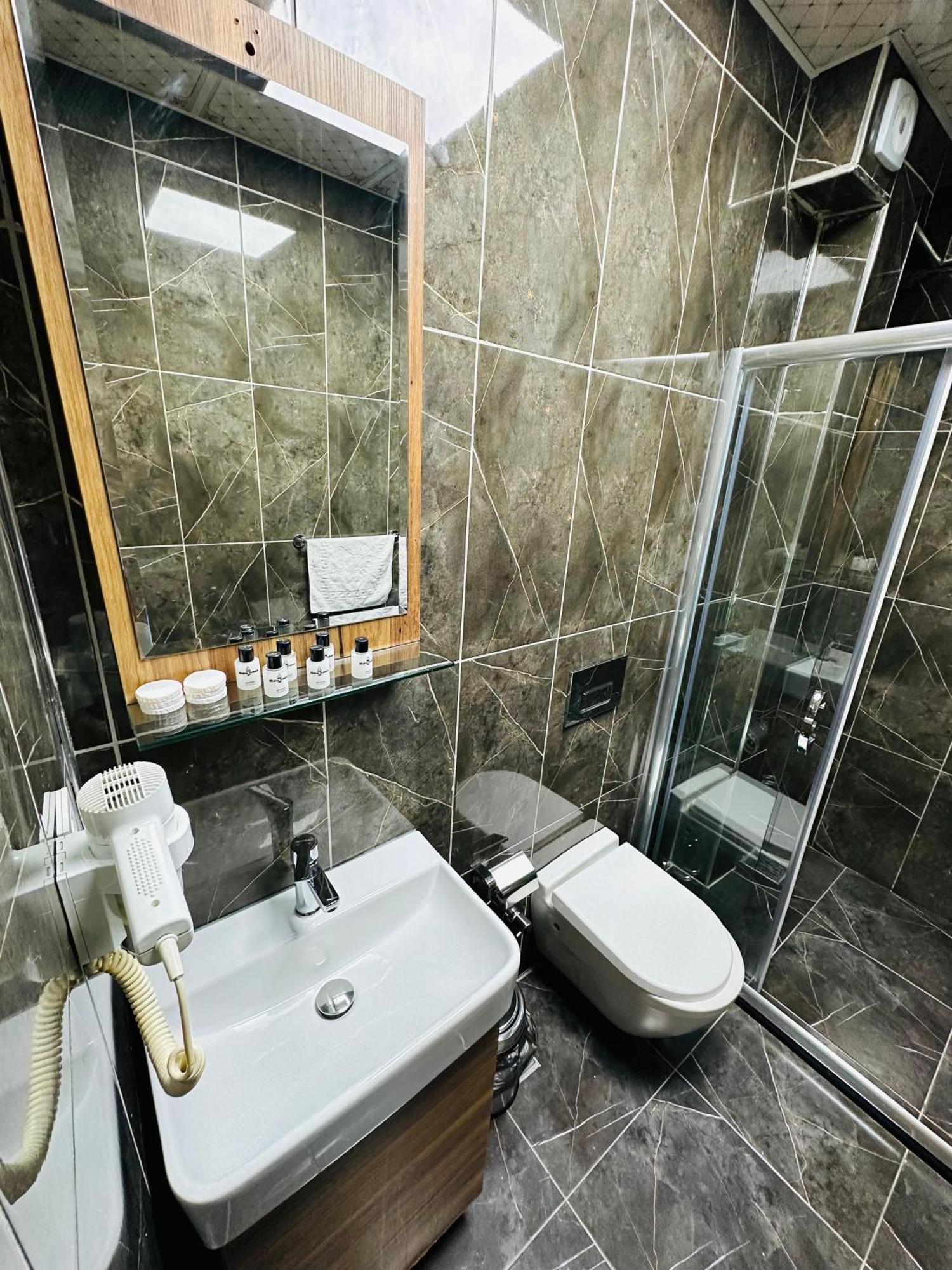 Taksim La Serena Hotels اسطنبول المظهر الخارجي الصورة