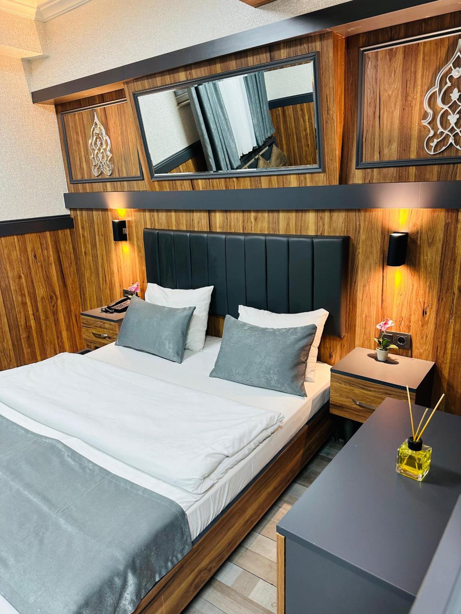 Taksim La Serena Hotels اسطنبول المظهر الخارجي الصورة